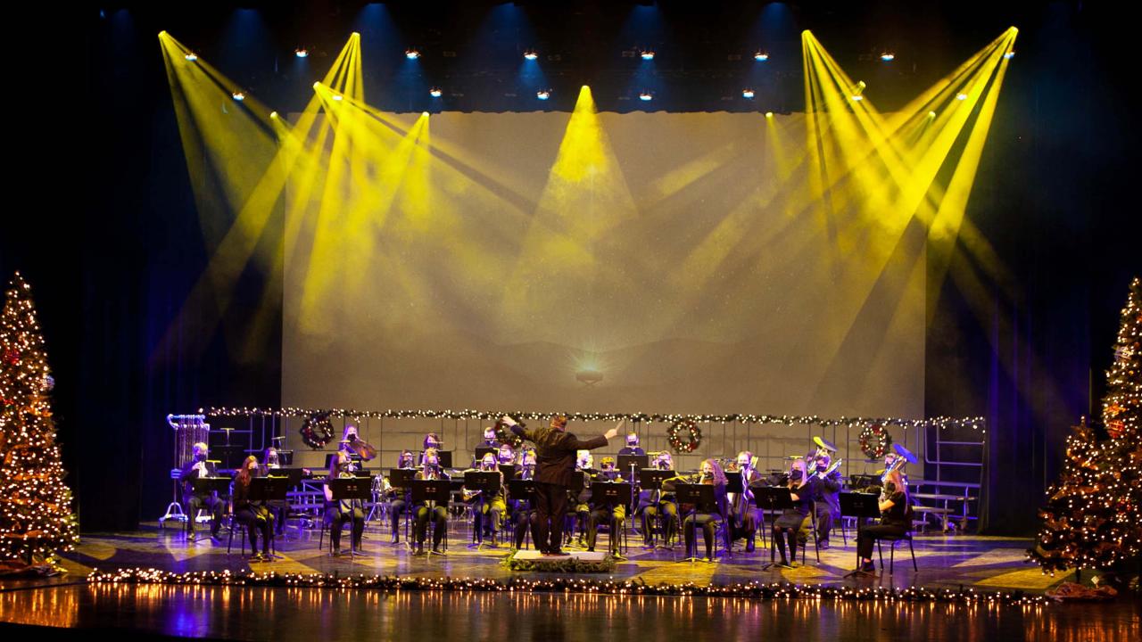 Augustana’s School of Music Presents Christmas Vespers 2021 Augustana
